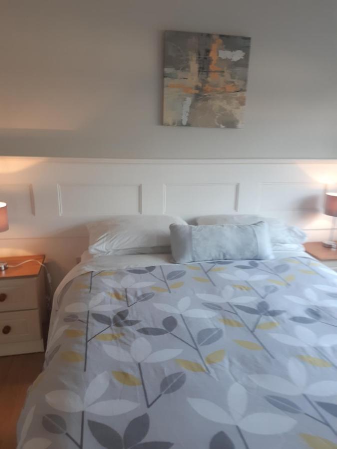 Green Acres Guesthouse- Accommodation Only Lower Coolcorcoran Extérieur photo