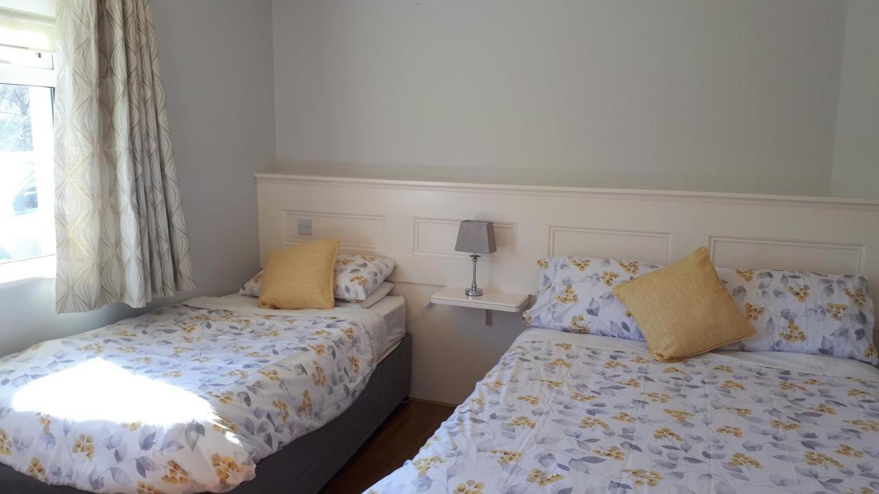 Green Acres Guesthouse- Accommodation Only Lower Coolcorcoran Extérieur photo
